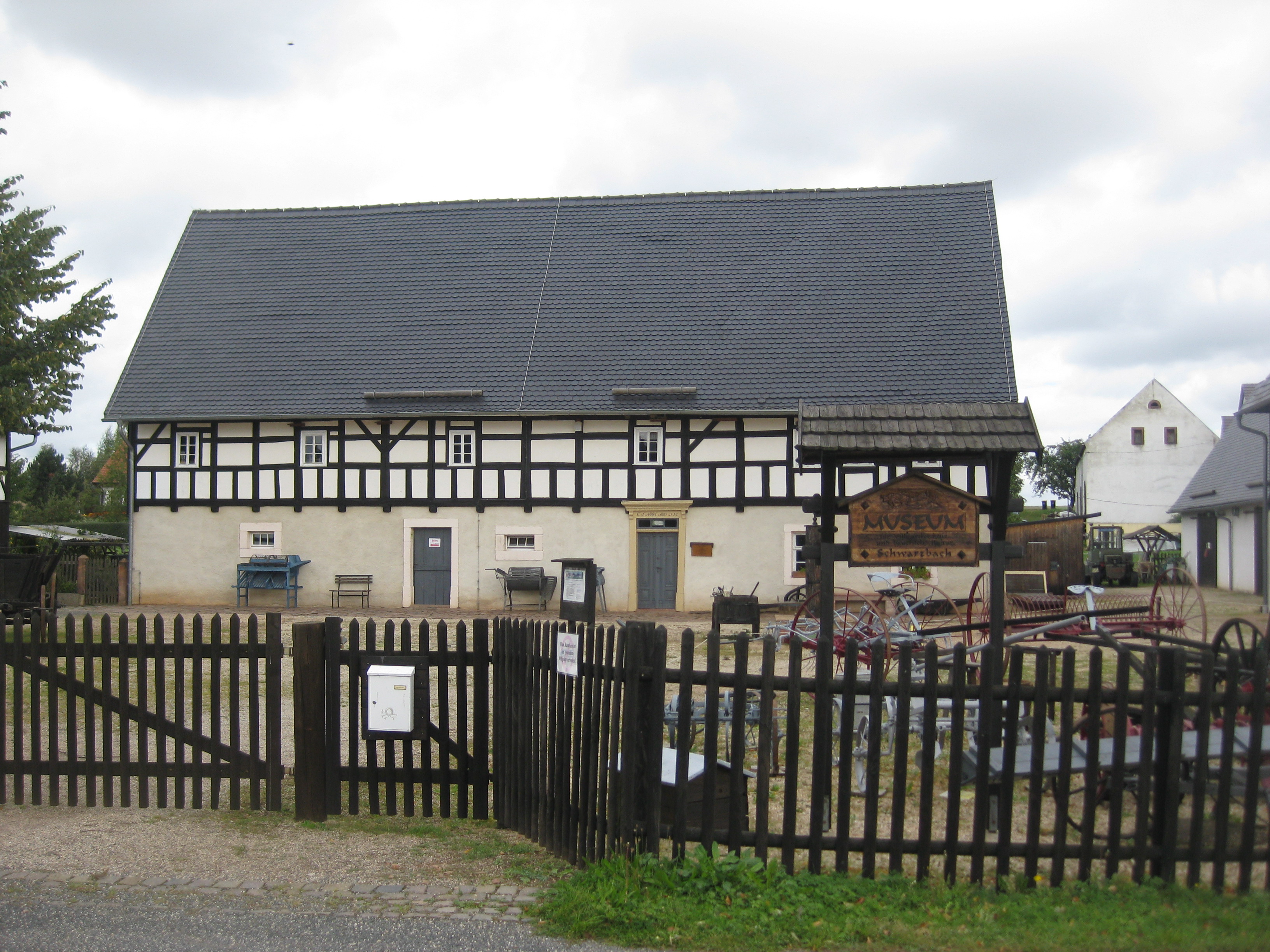 Bauernmuseum Schwarzbach, ein Haltepunkt der Rohstoff Radtour in Rochlitz